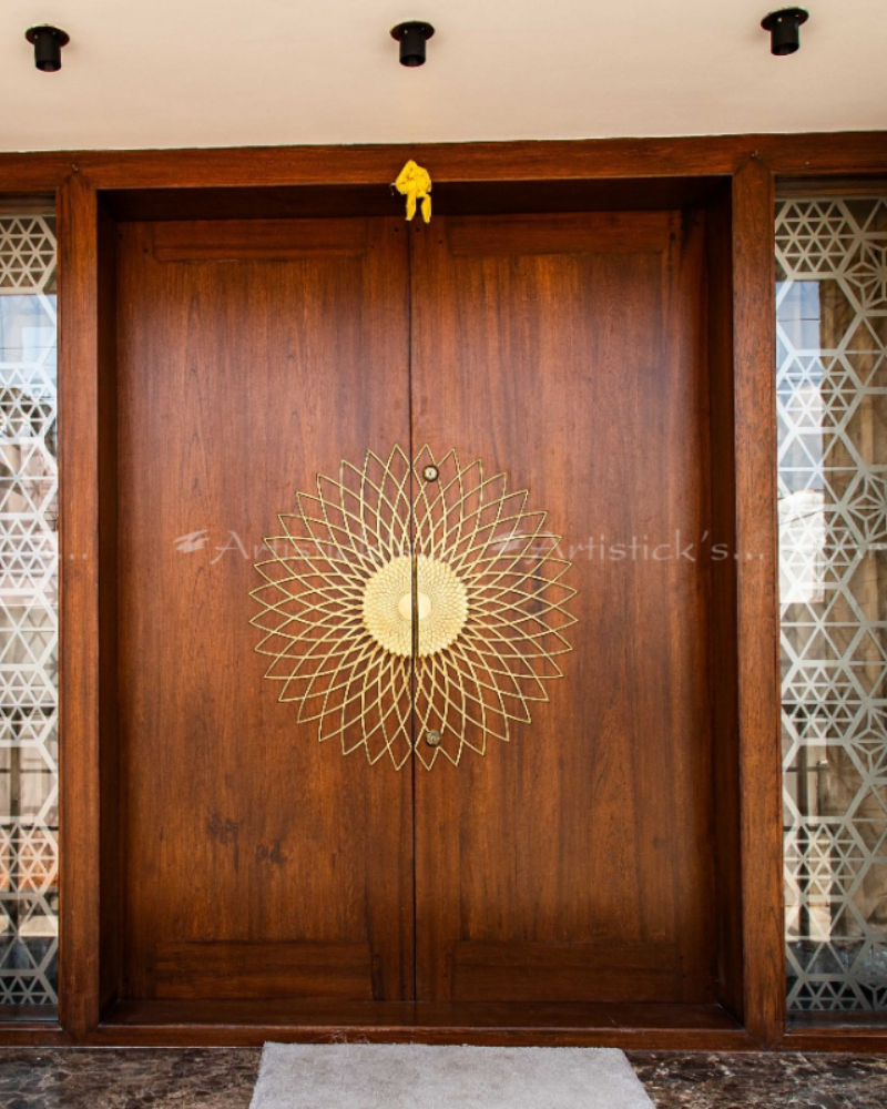 Decorative Main Door